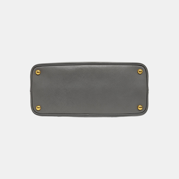 Double Medium Calfskin Gray