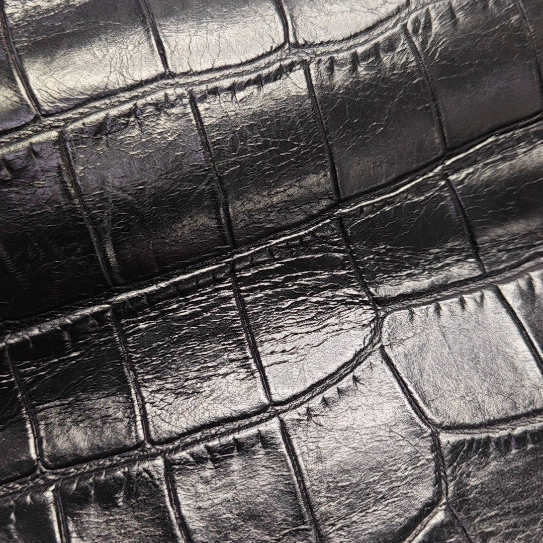 KATE Medium Calfskin Black