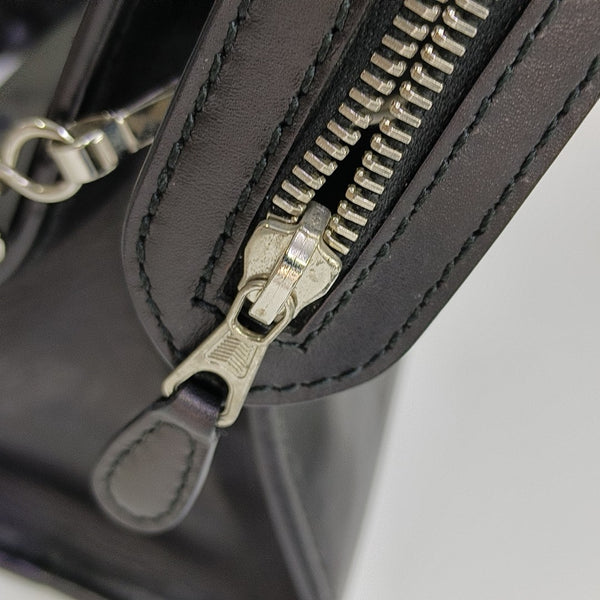 Classic City Medium Calfskin Black