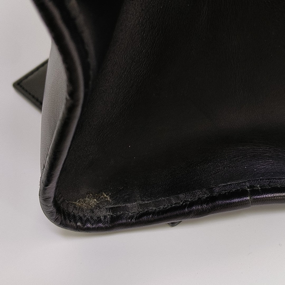 Classic City Medium Calfskin Black