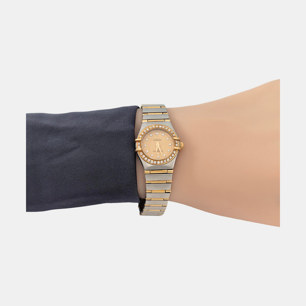 22.5mm Gold Quartz Watch
