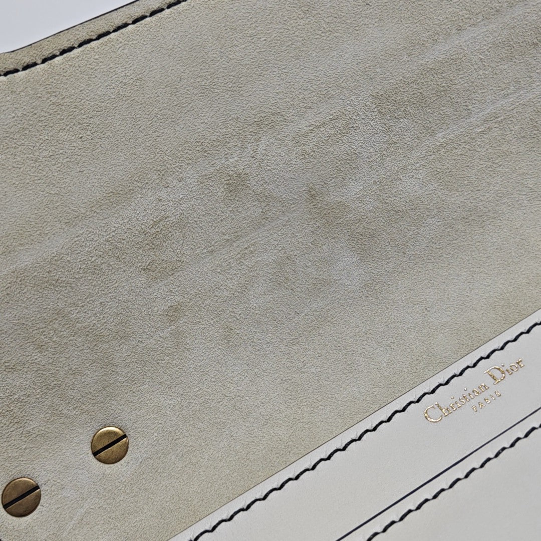 J'adior Calfskin White