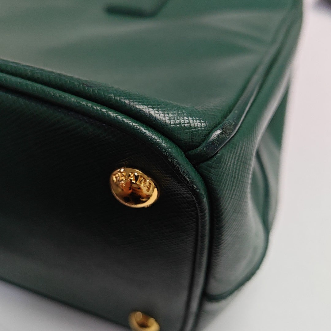 Galleria Large Calfskin Green