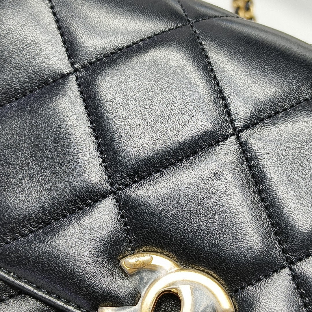 Ado Quilted Lambskin Black