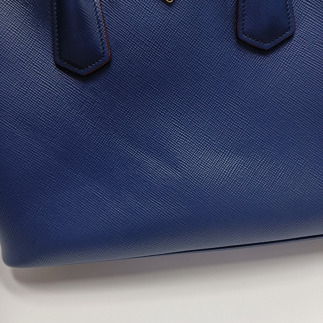 Double Medium Calfskin Blue