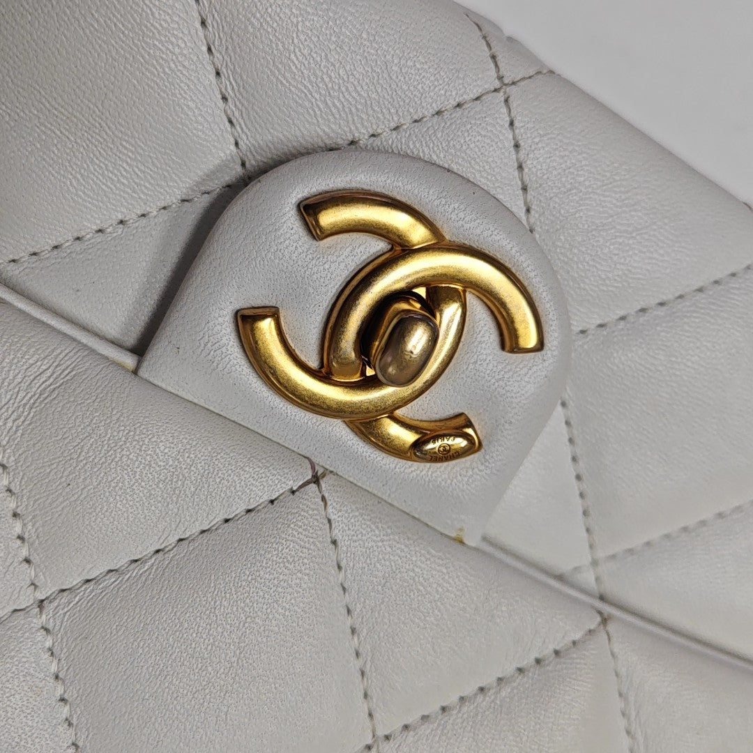 IN THE LOOP Quilted Lambskin White