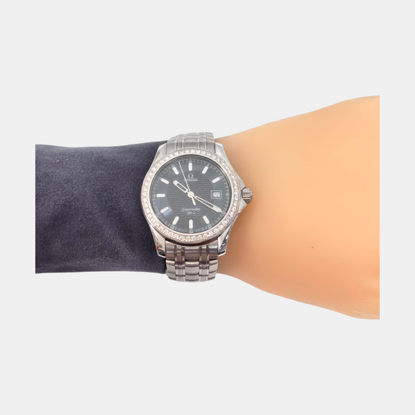 36.6mm Blue Quartz Watch