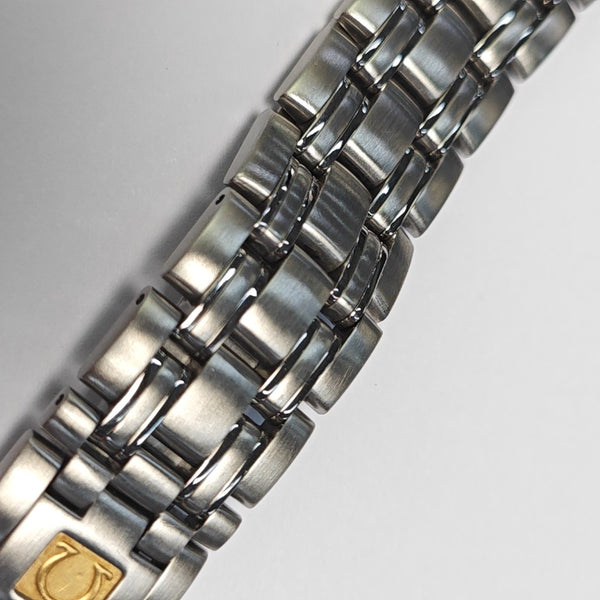 36.6mm Blue Quartz Watch