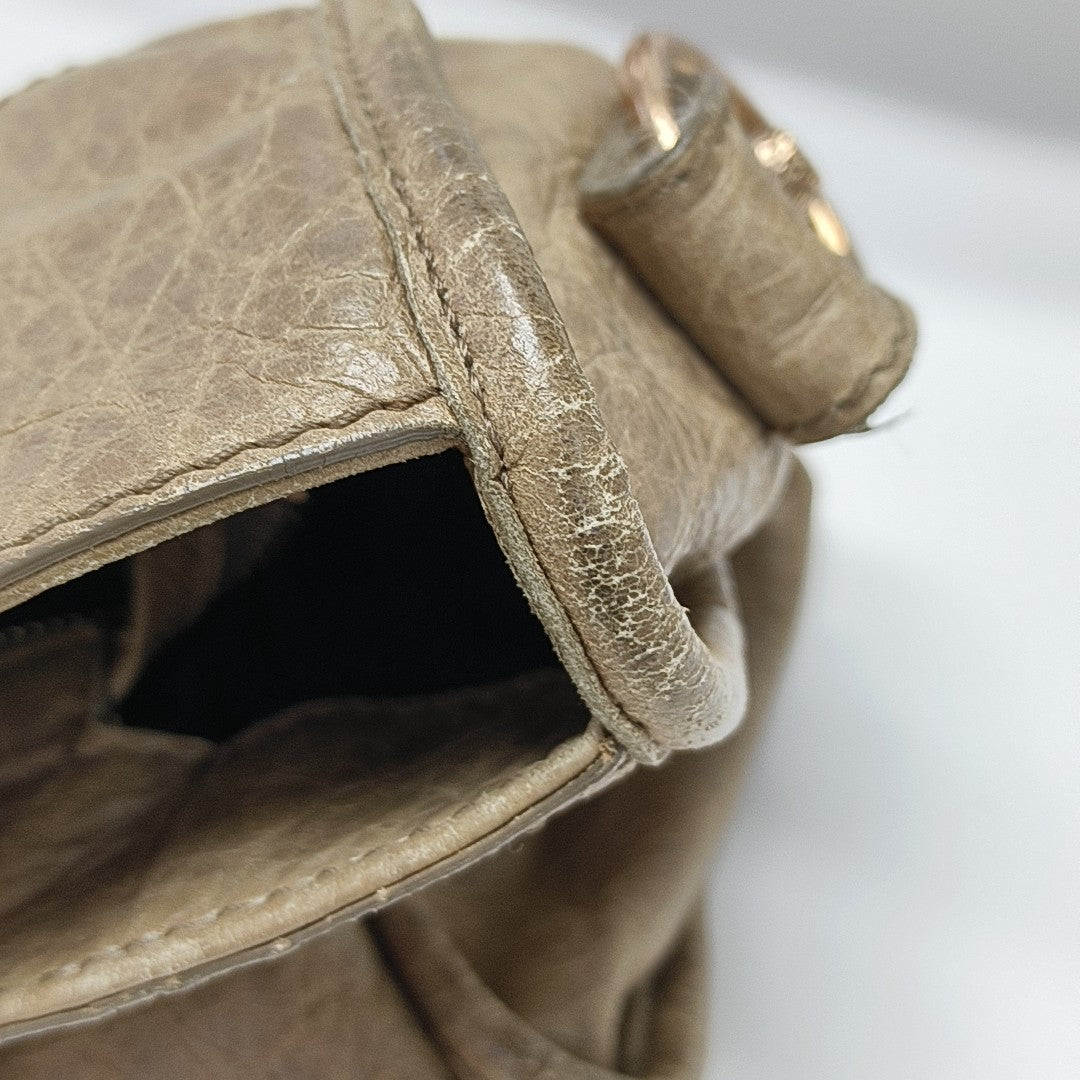 Classic City Medium Lambskin Brown