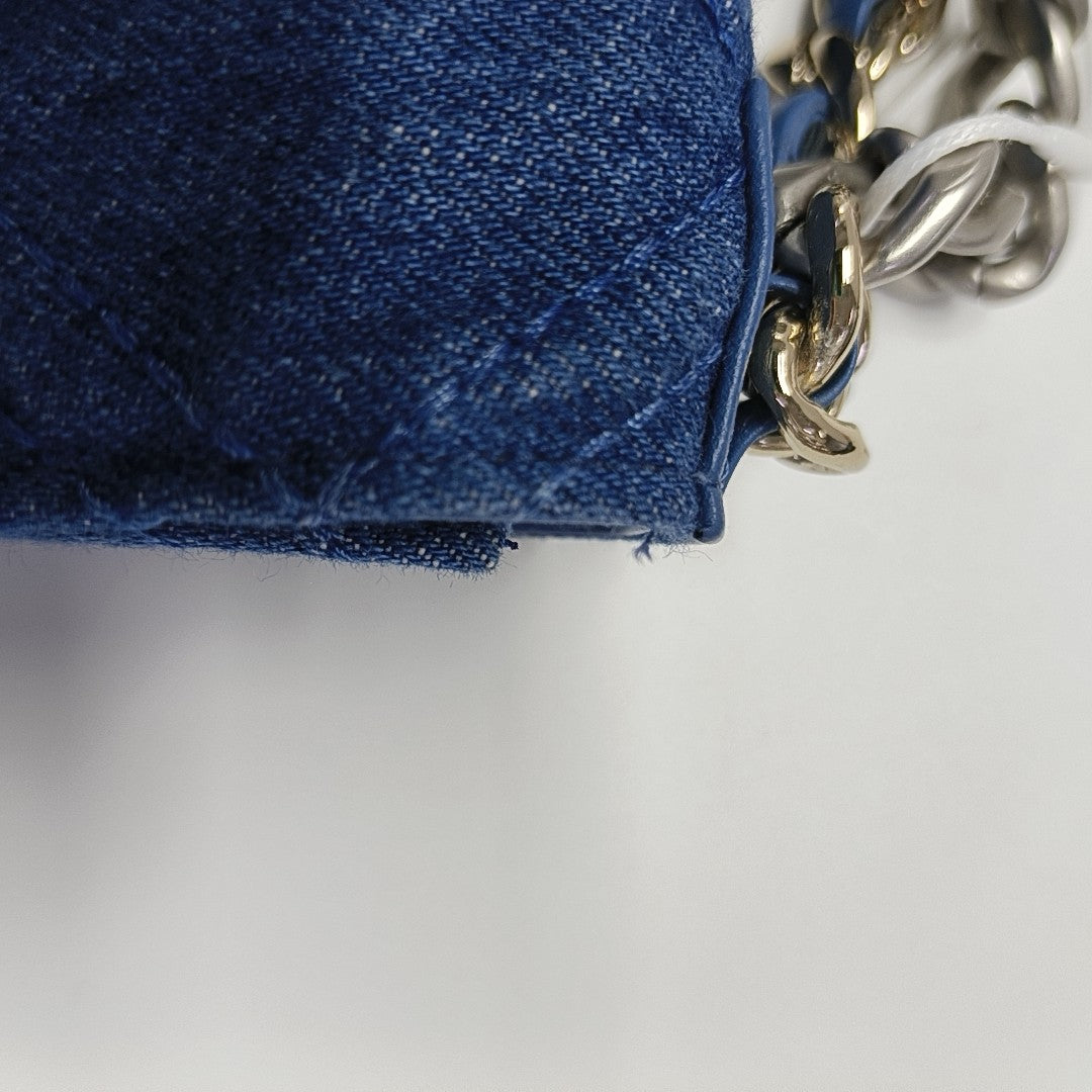 CHAIN INFINITY TOP HANDLE Quilted Denim Blue