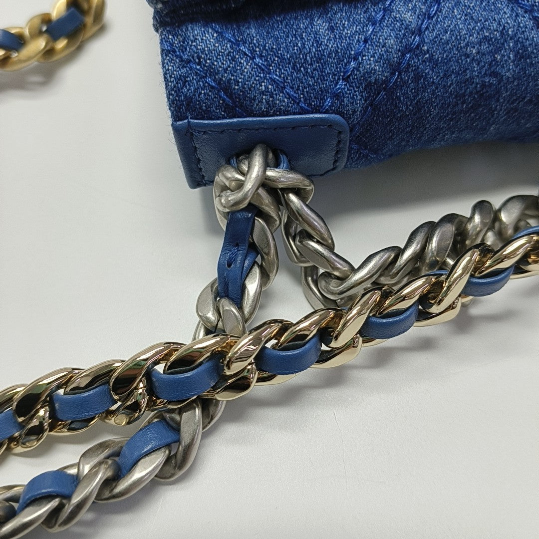 CHAIN INFINITY TOP HANDLE Quilted Denim Blue