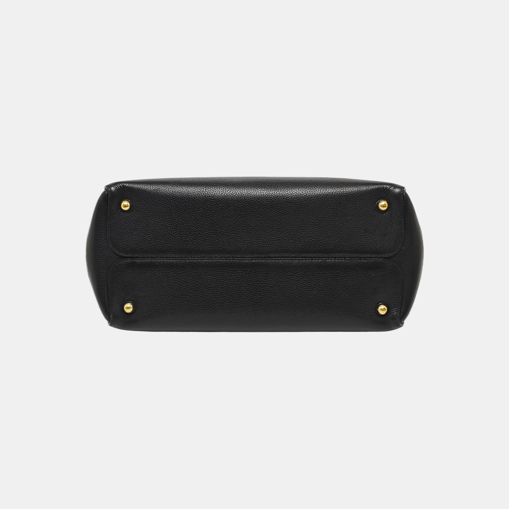 Bar Calfskin Black