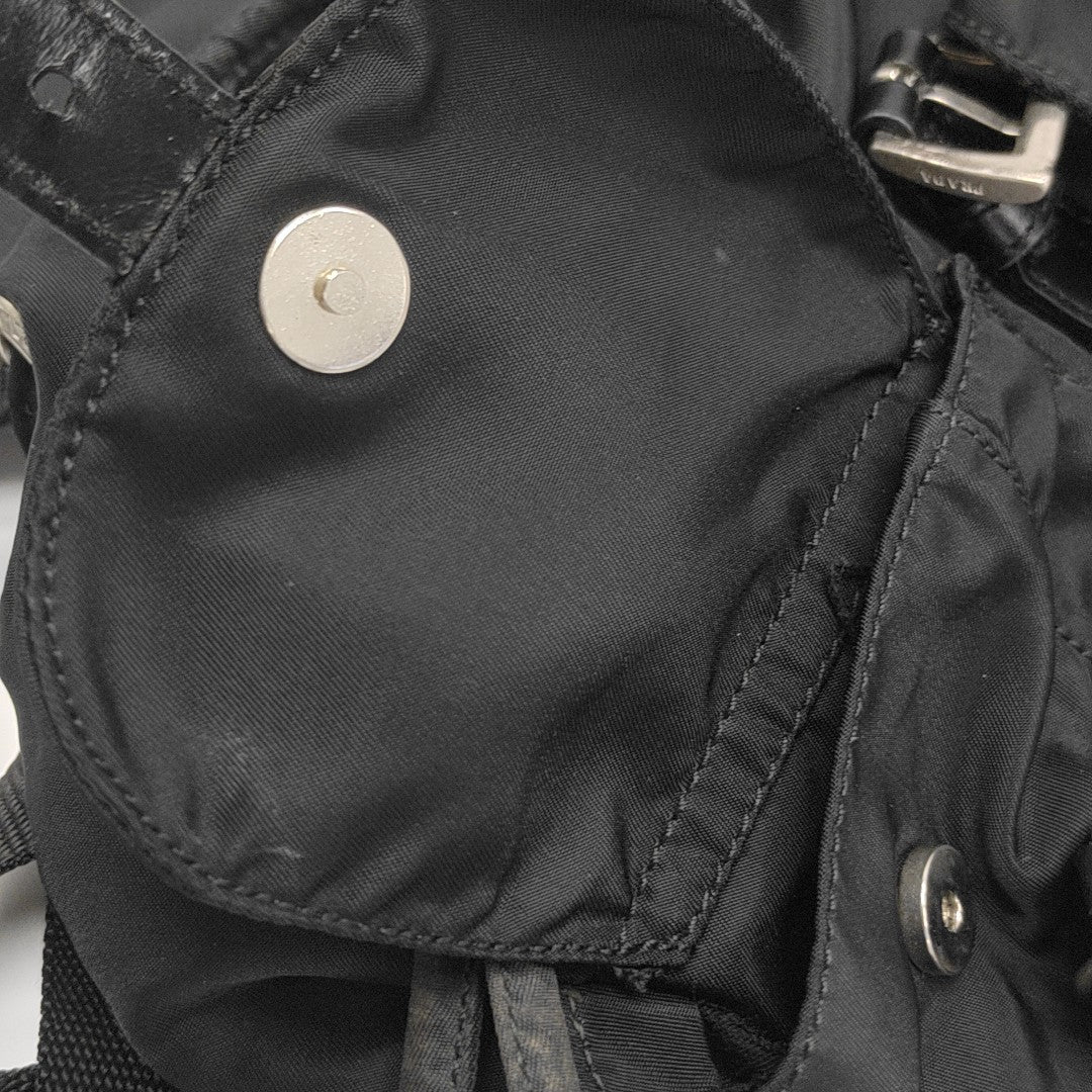 Vela Small Nylon Black