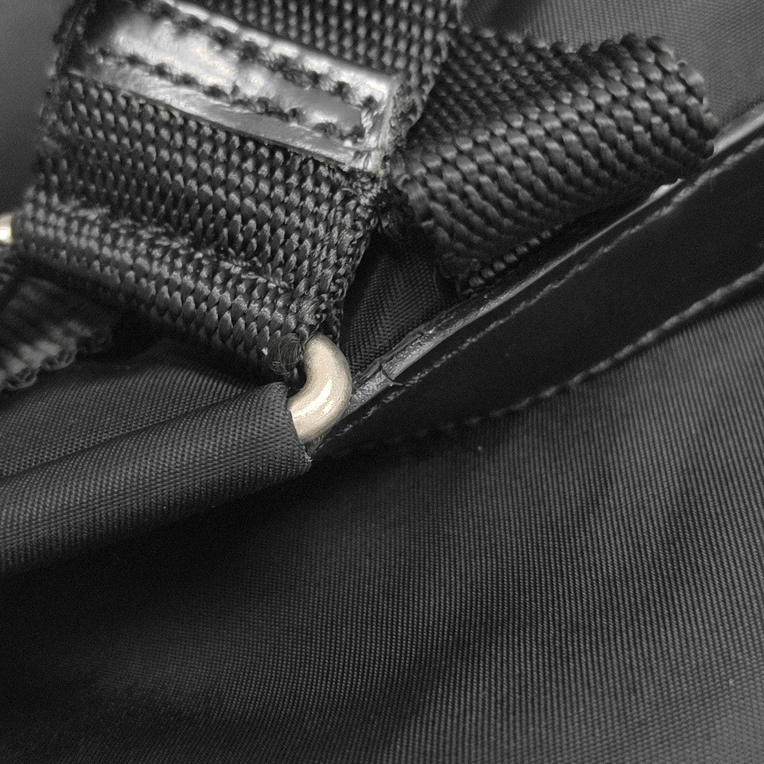 Vela Small Nylon Black