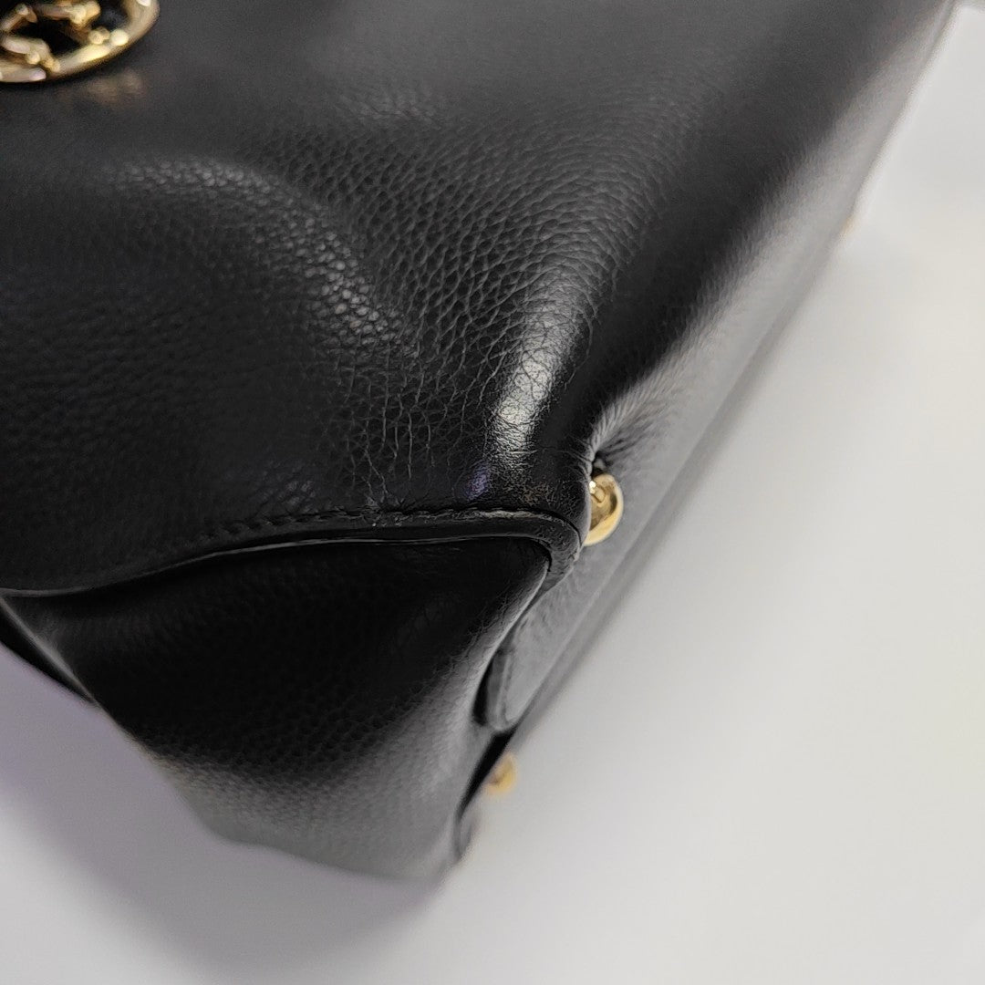 Bar Calfskin Black