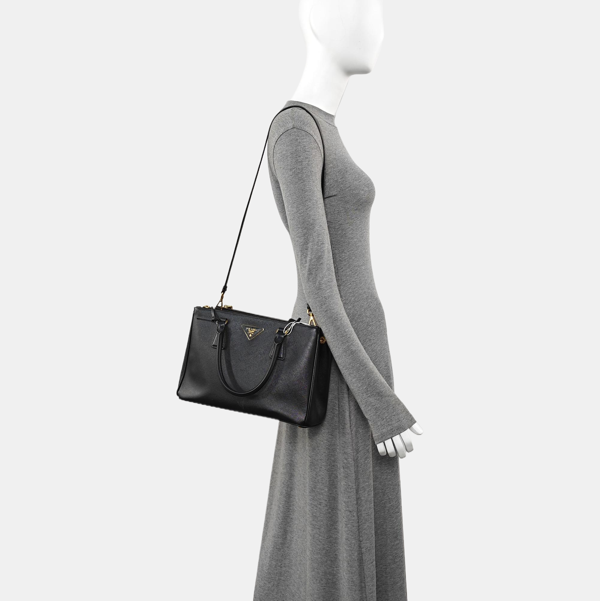 Galleria Large Saffiano Calfskin Black