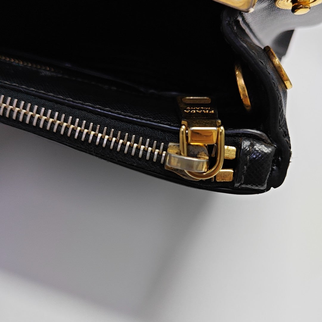 Galleria Large Saffiano Calfskin Black