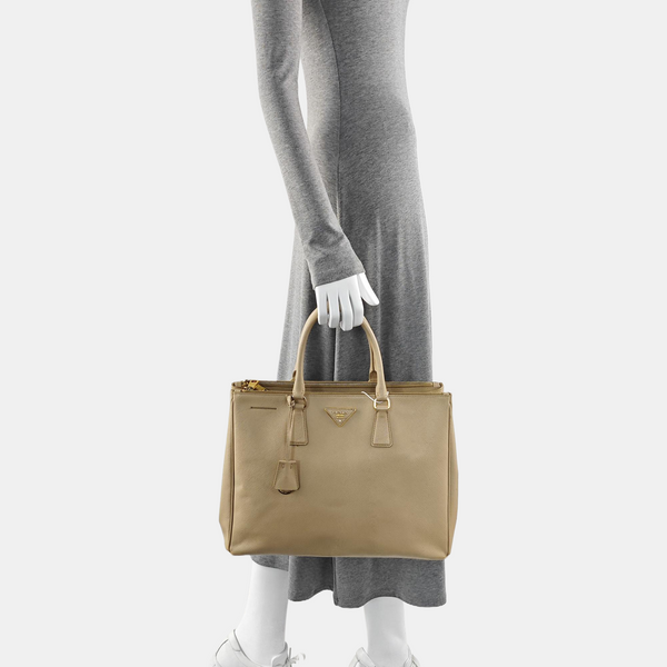 Galleria Extra Large Saffiano Calfskin Beige