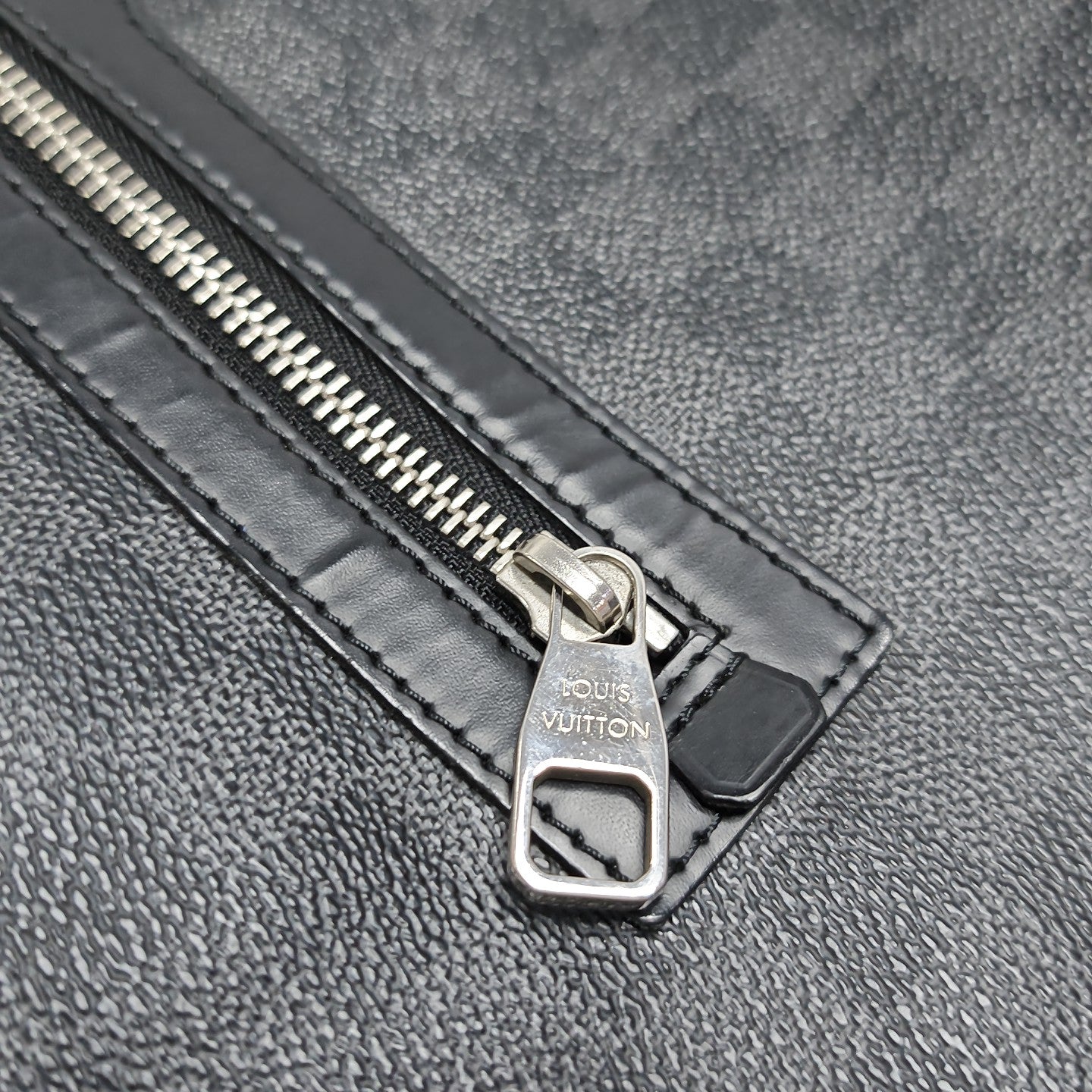 Damier Graphite Coated Canvas Shoulder Bag Black