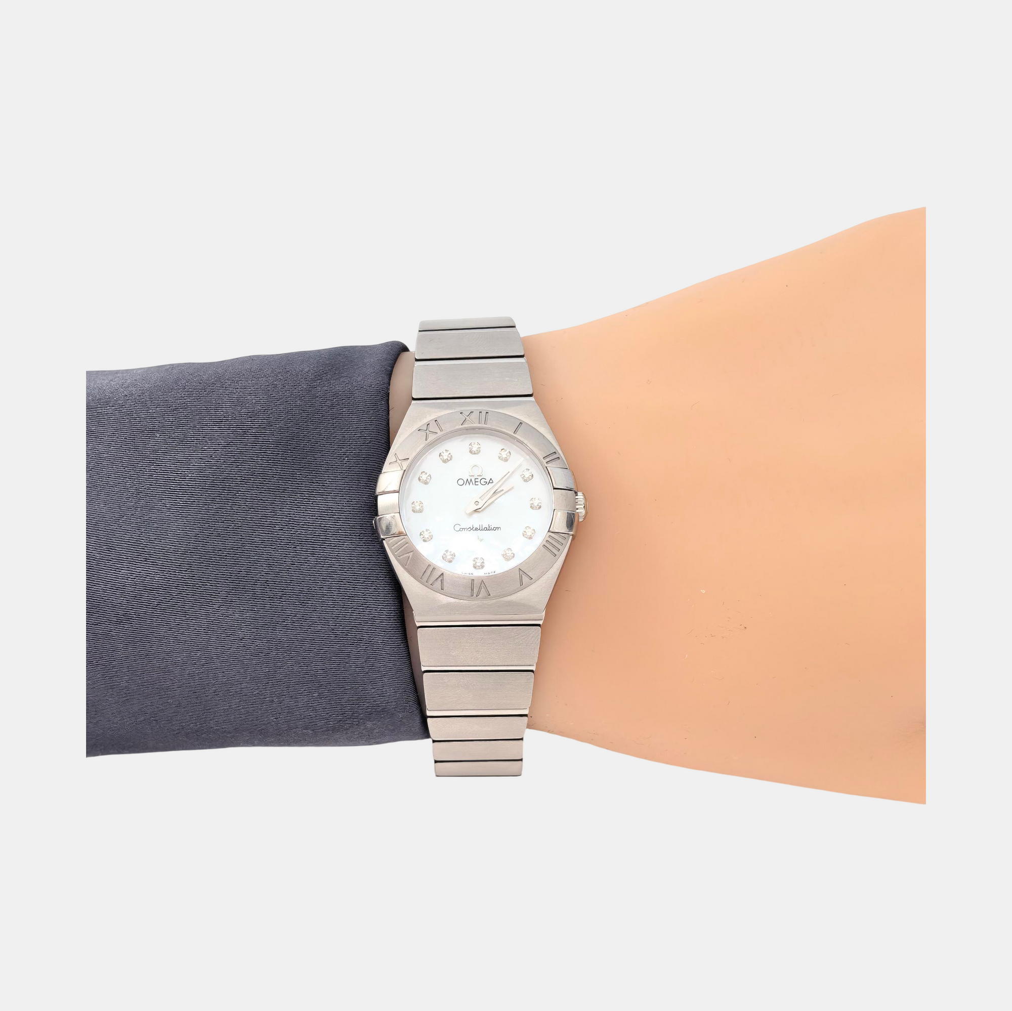 CONSTELLATION 25mm White Quartz Watch