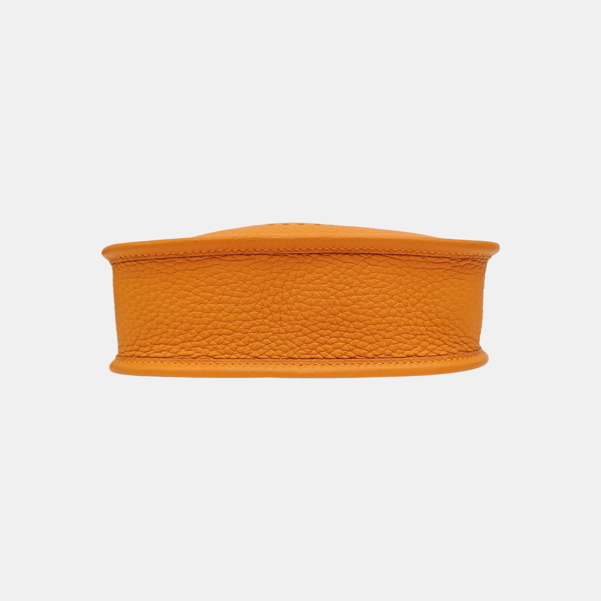 Evelyne 16 Clemence Orange