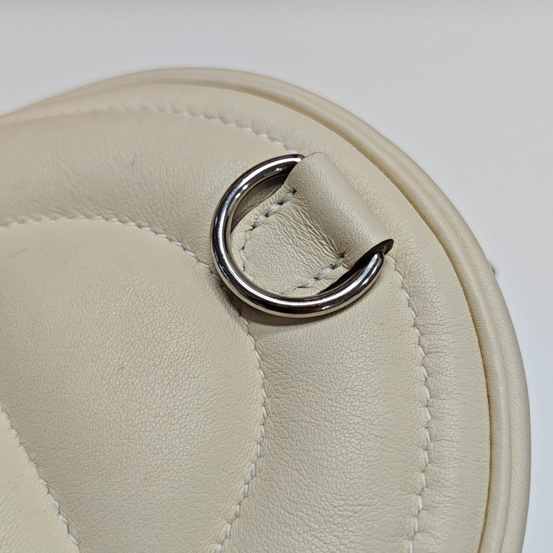In-The-Loop Quilted Swift White
