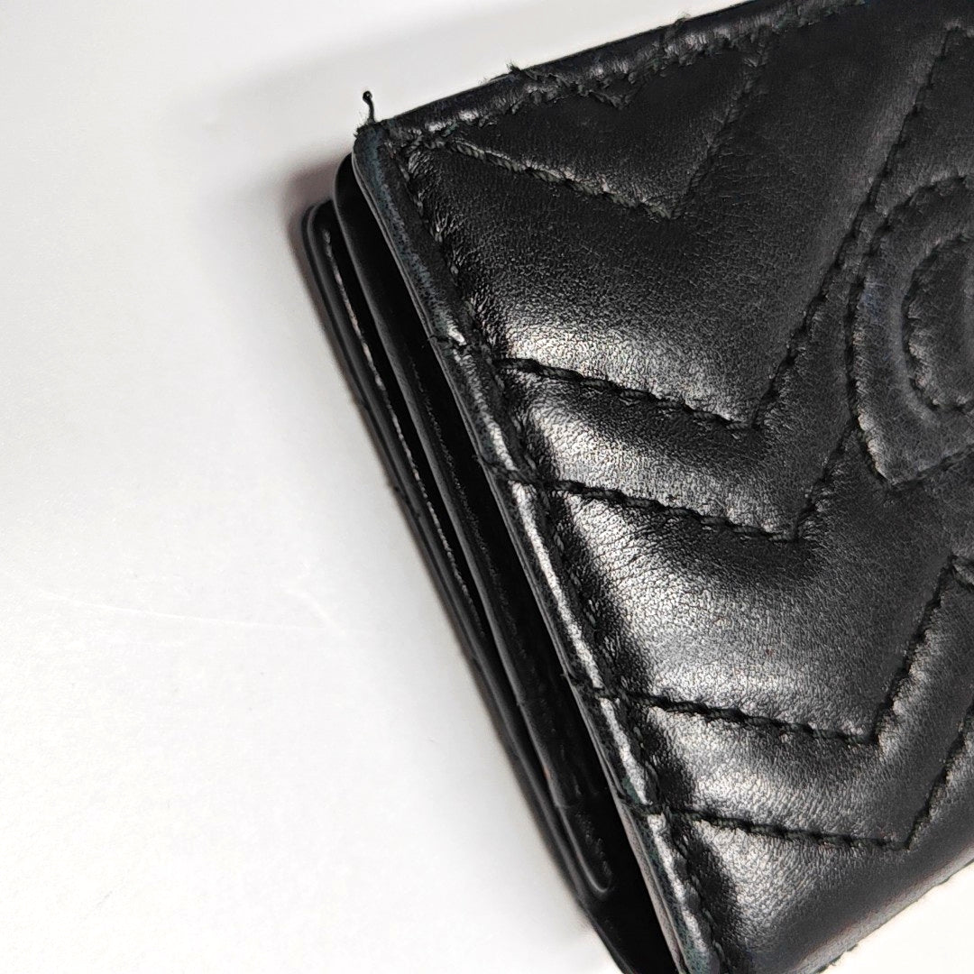 Authenticated pre-owned  GG Marmont Calfskin Black Wallet - Wallet at Looply