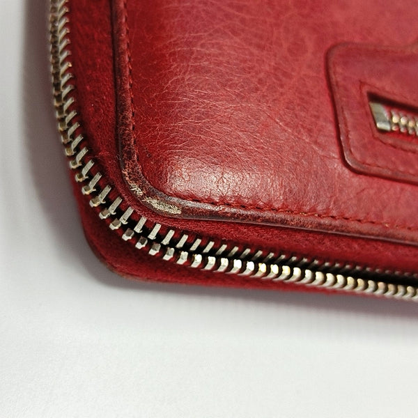 Authenticated pre-owned  Classic City Lambskin Red Wallet - Wallet at Looply
