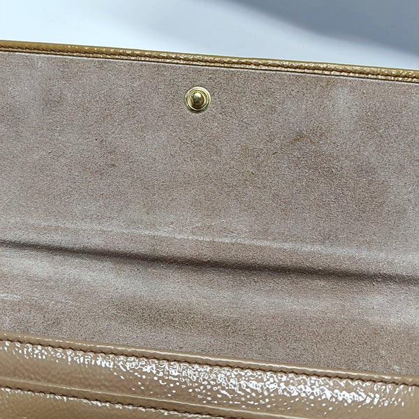 Authenticated pre-owned  Soho Calfskin Beige Wallet - Wallet at Looply