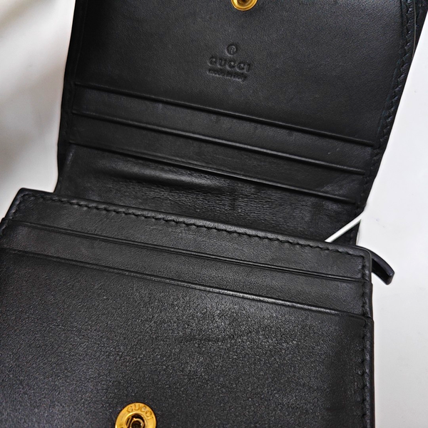 Authenticated pre-owned  GG Marmont Calfskin Black Wallet - Wallet at Looply