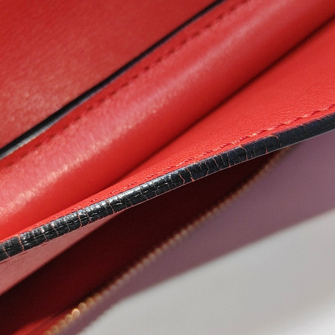 Authenticated pre-owned  Puzzle Small Calfskin Red - Shoulder Bag at Looply