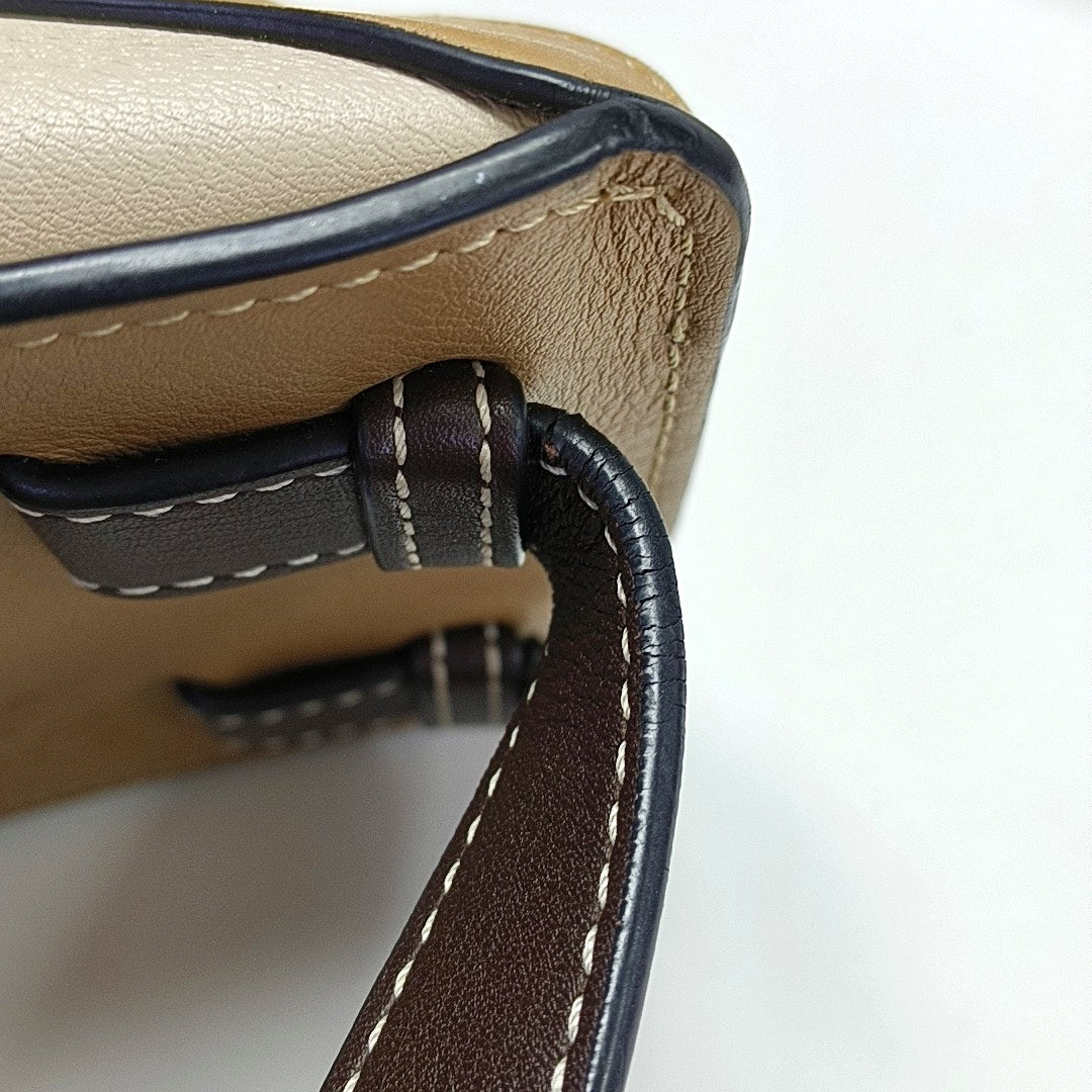 Authenticated pre-owned  Hammock Small Calfskin Brown - Shoulder Bag at Looply