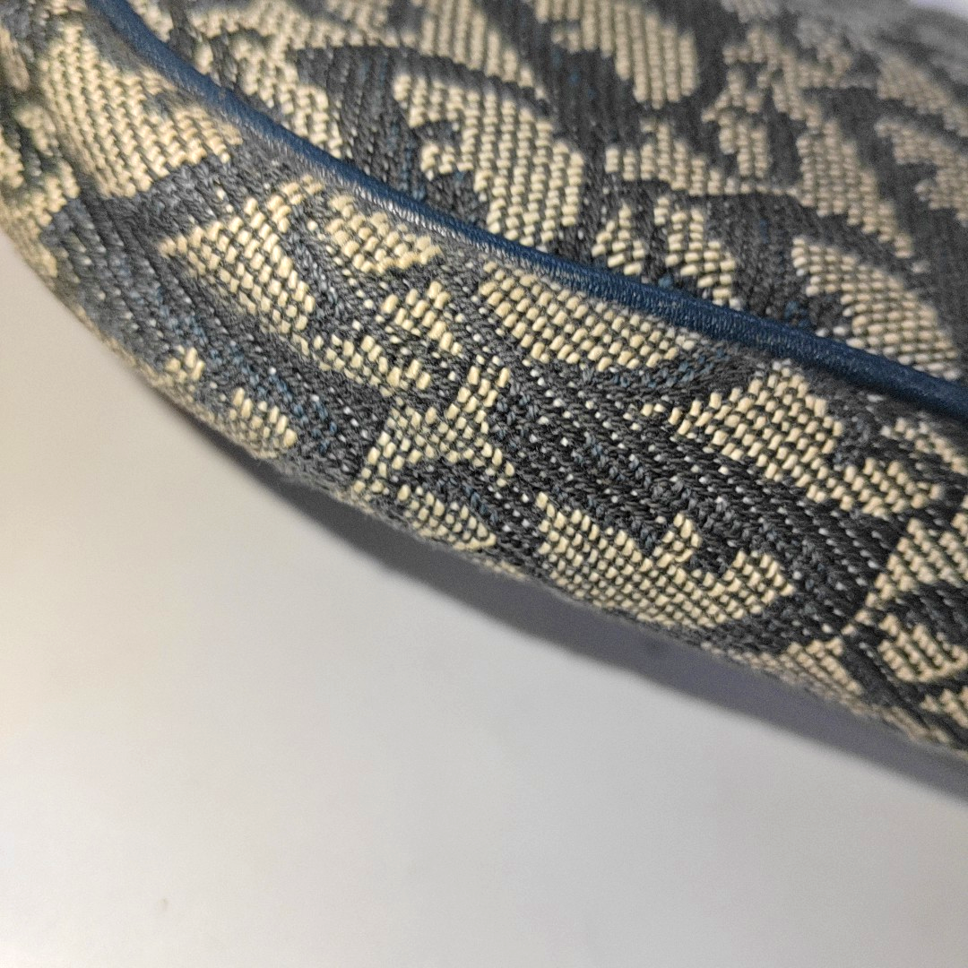 Authenticated pre-owned  Saddle Monogram Canvas Blue - Handbags at Looply