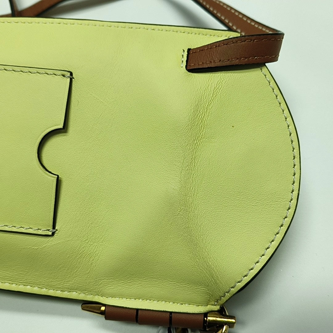 Authenticated pre-owned  Gate Calfskin Yellow - Shoulder Bag at Looply