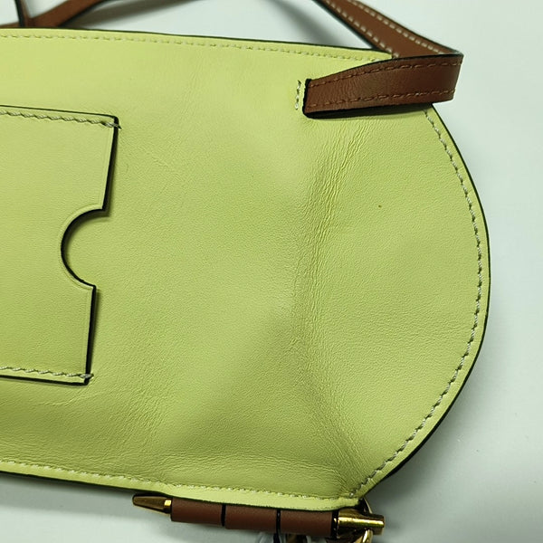 Authenticated pre-owned  Gate Calfskin Yellow - Shoulder Bag at Looply