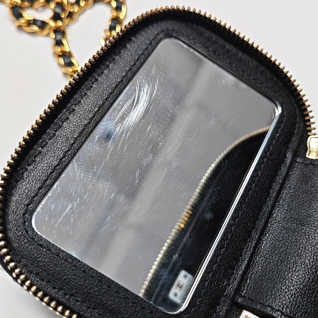 Authenticated pre-owned  Vanity Case Small Quilted Lambskin Black - Shoulder Bag at Looply
