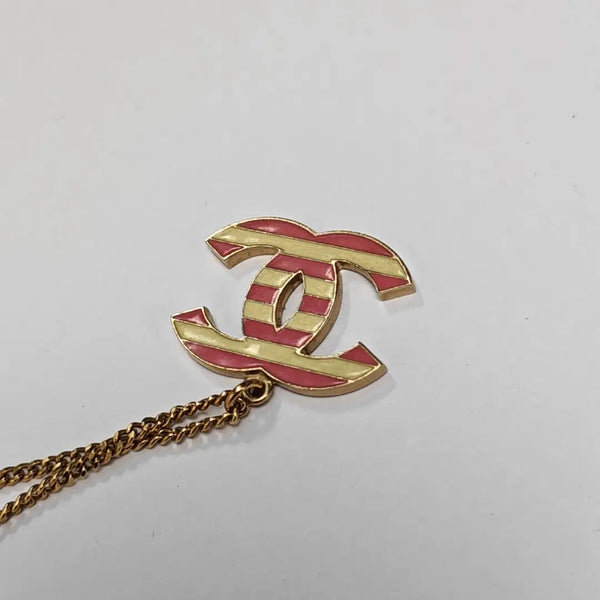 Authenticated pre-owned  Gold-tone Metal Necklace - Necklace at Looply