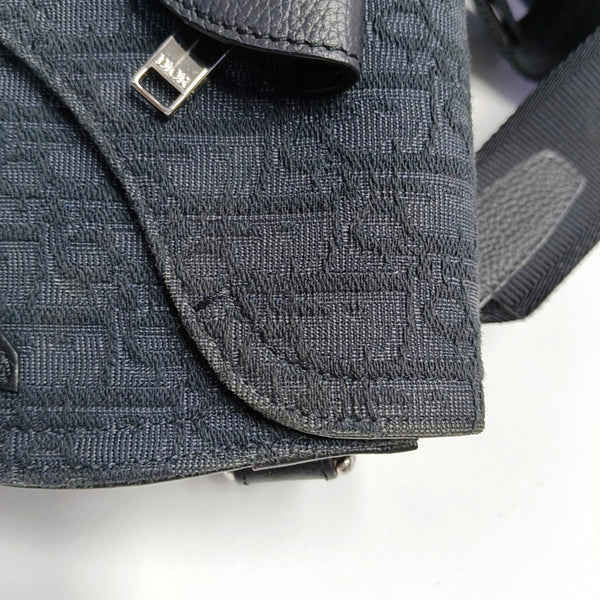 Authenticated pre-owned  Saddle Oblique Canvas Black - Shoulder Bag at Looply