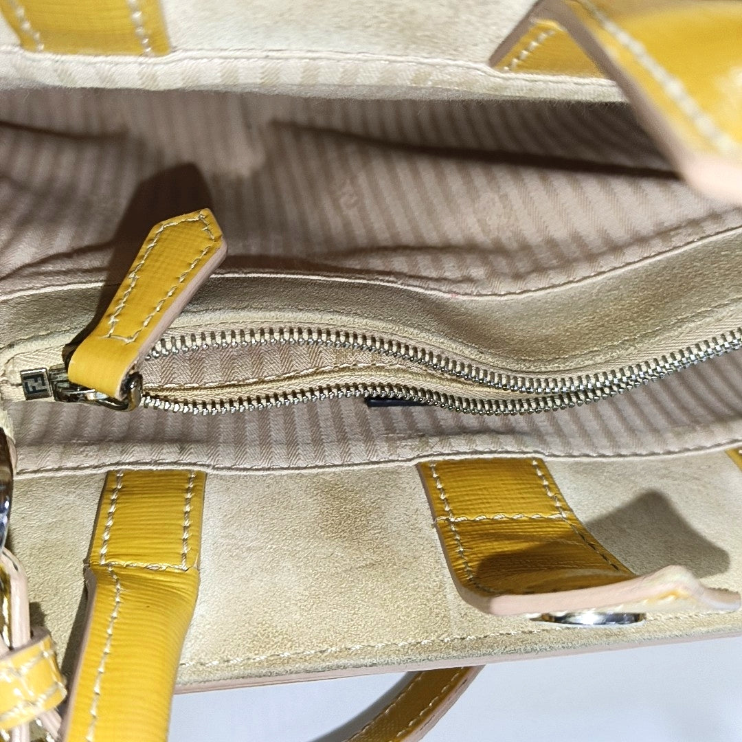 Authenticated pre-owned  2 Jours Small Calfskin Yellow - Shoulder Bag at Looply