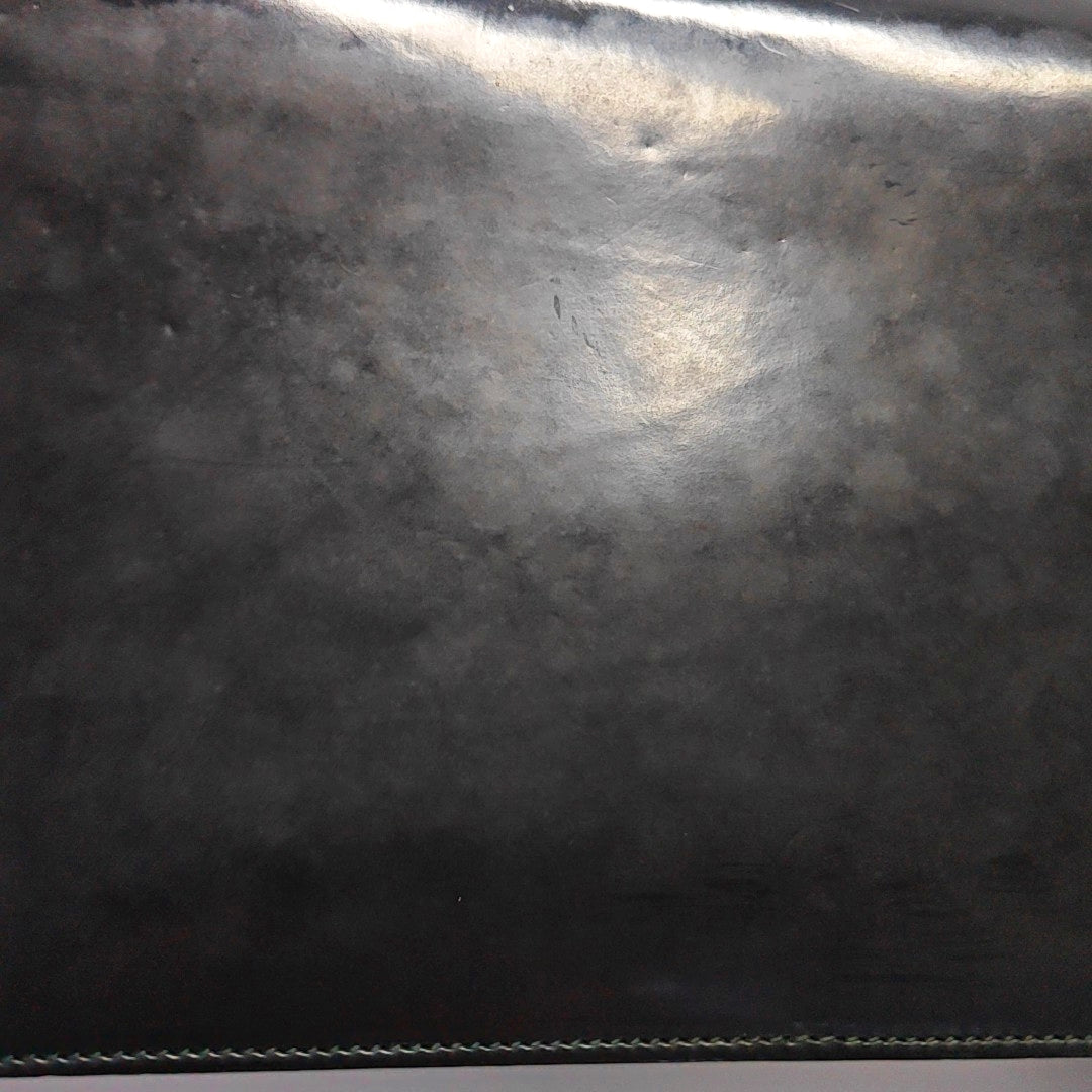 Authenticated pre-owned  Interlocking G Patent Leather Black - Shoulder Bag at Looply