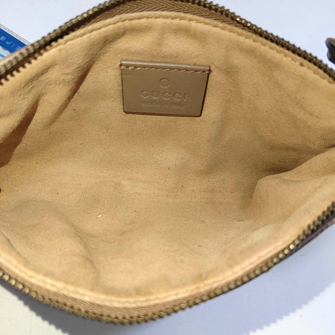 Authenticated pre-owned  GG Marmont Calfskin Beige - Top Handle Bag at Looply