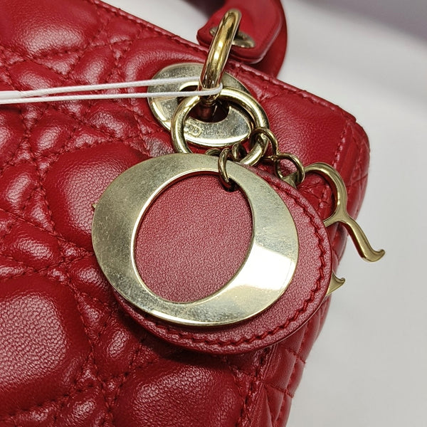 Authenticated pre-owned  Lady Dior Lambskin Red - Shoulder Bag at Looply
