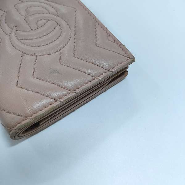 Authenticated pre-owned  GG Marmont Calfskin Pink Wallet - Wallet at Looply