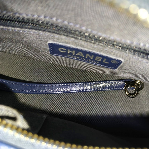 GABRIELLE Small Quilted Calfskin Blue