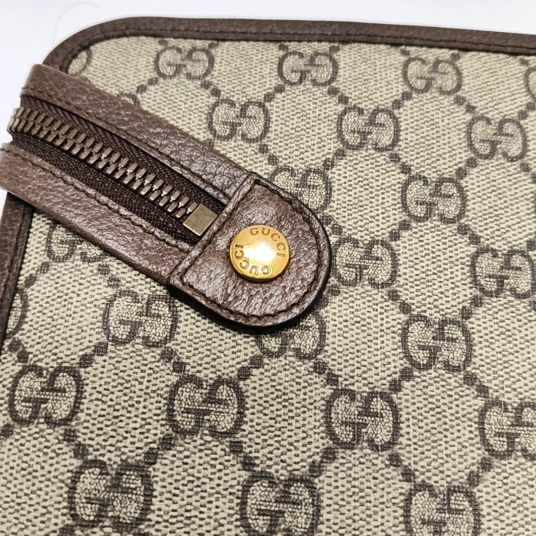 Authenticated pre-owned  Ophidia Monogram Coated Canvas Beige - Clutch at Looply