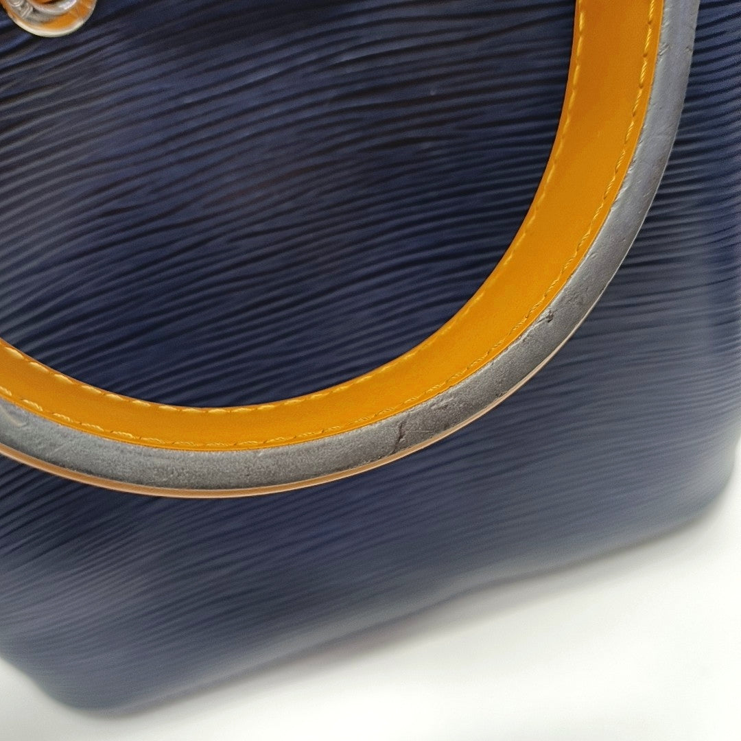 Authenticated pre-owned  Néonoé BB Epi Blue - Shoulder Bag at Looply