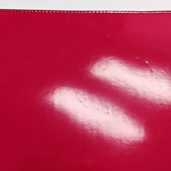 Authenticated pre-owned  Interlocking G Large Calfskin Pink - Shoulder Bag at Looply