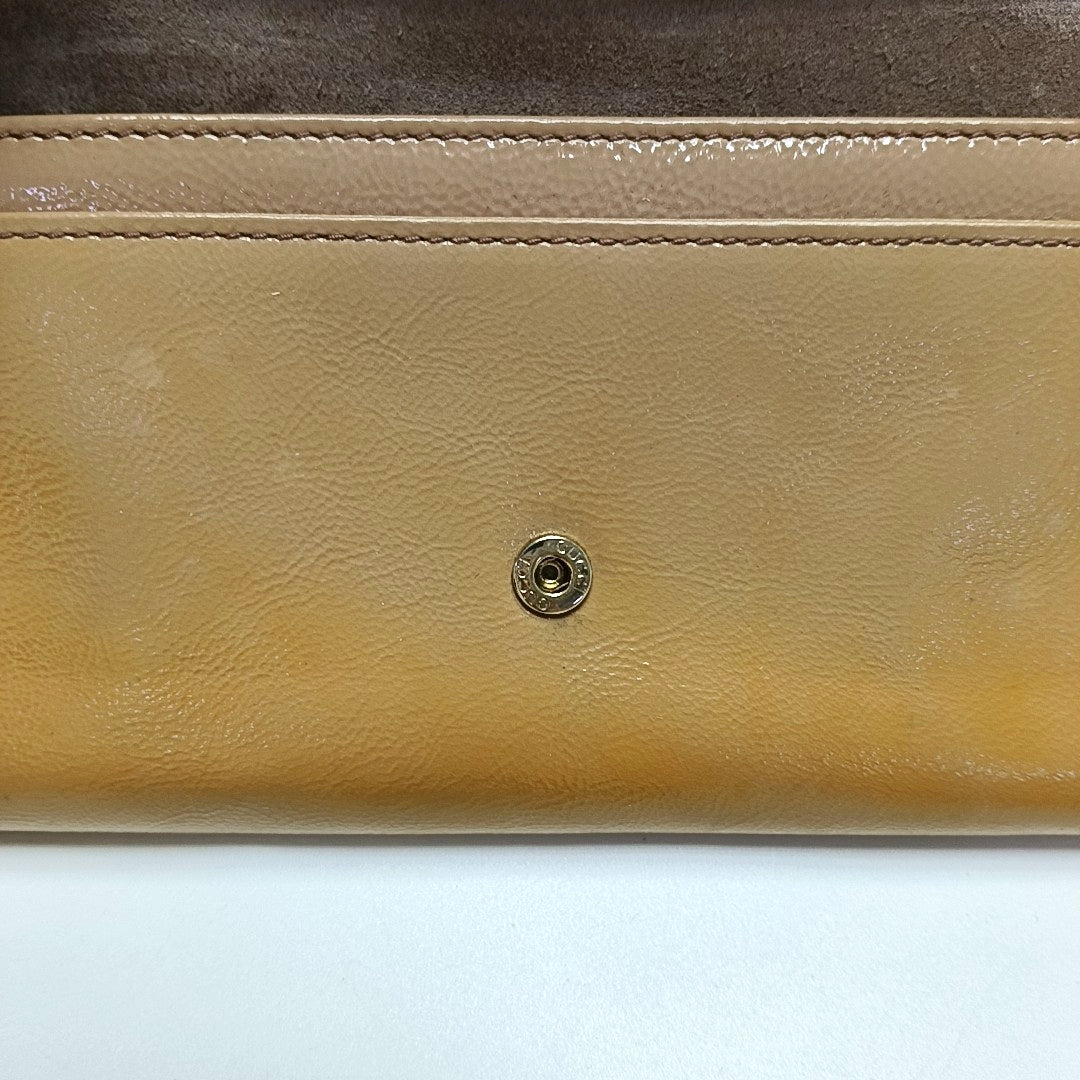 Authenticated pre-owned  Soho Calfskin Beige Wallet - Wallet at Looply