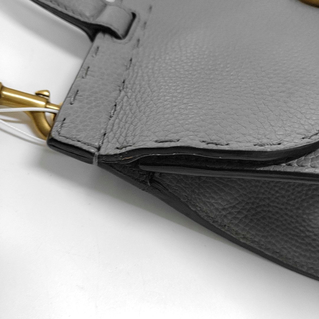 Authenticated pre-owned  GG Marmont Top Handle Calfskin Gray - Crossbody Bag at Looply