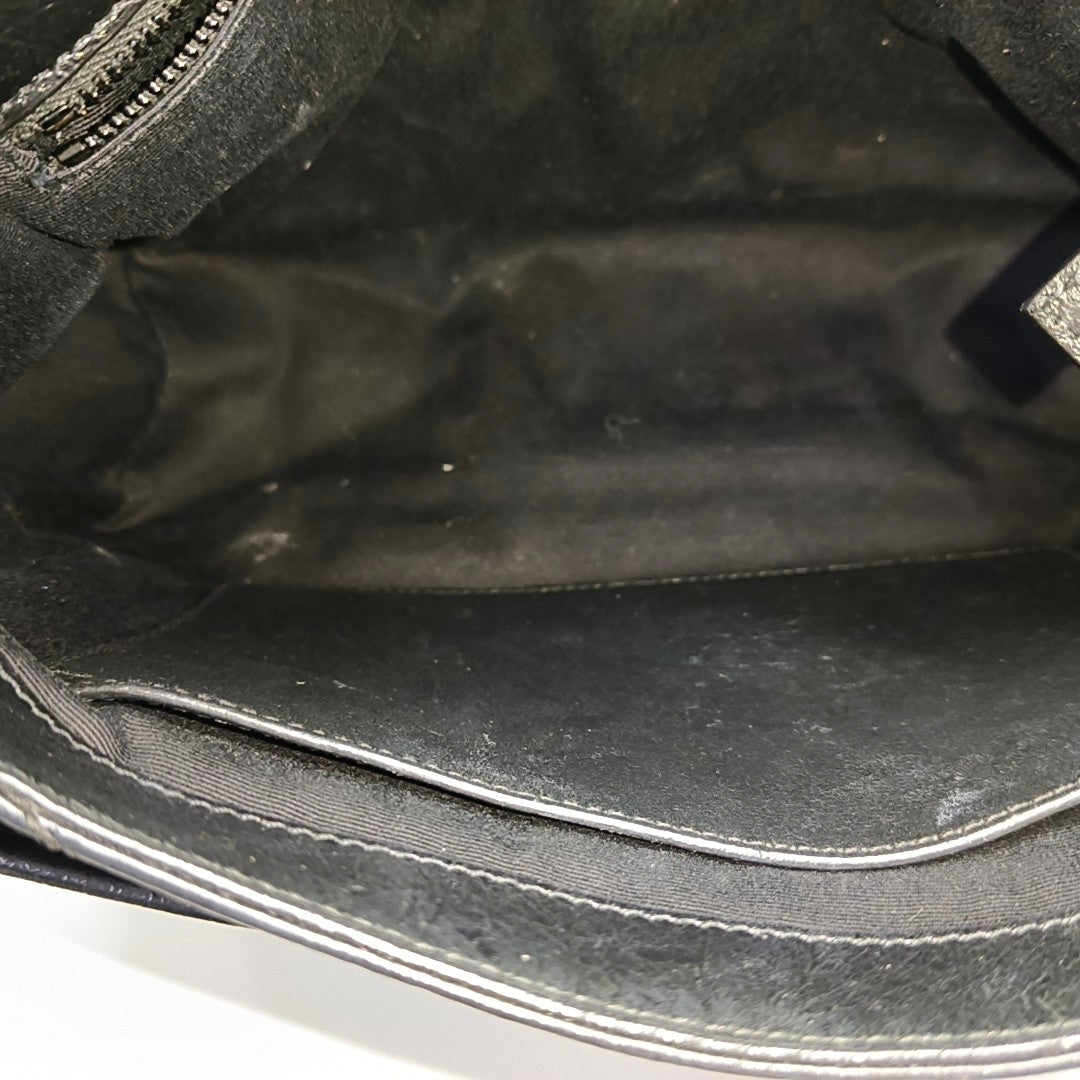 NIKI Medium Chevron Calfskin Black